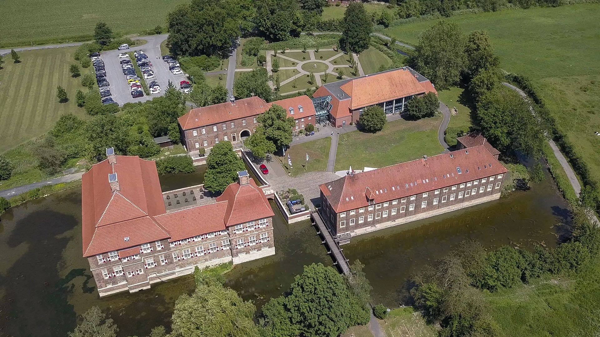 2020_Schloss2_1920px